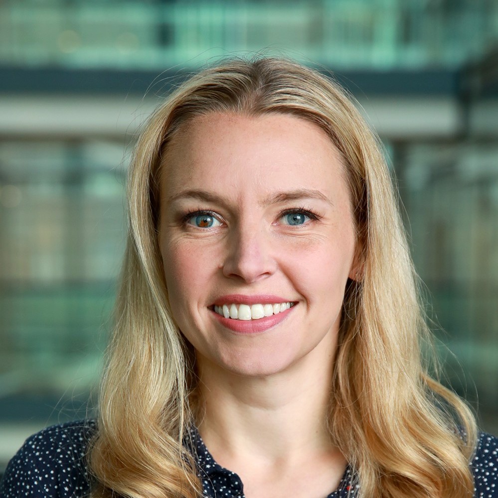 Lizzie Page (UK)